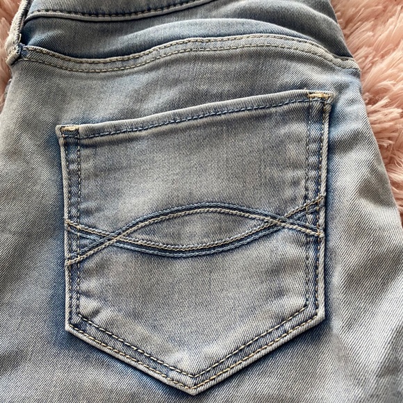 Abercrombie and Fitch Stretchable Jeans - Picture 4 of 6